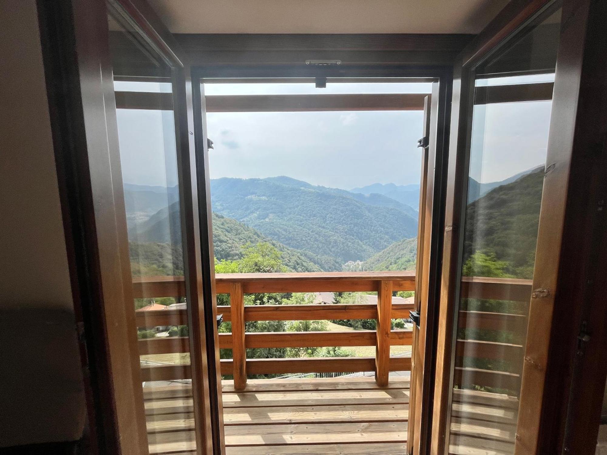 Апартаменти Casa Con Vista Costa di Serina Екстер'єр фото